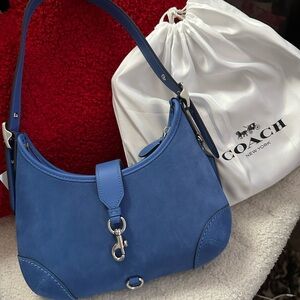 Coach women's Hamptons suede mist blue Hobo Bag